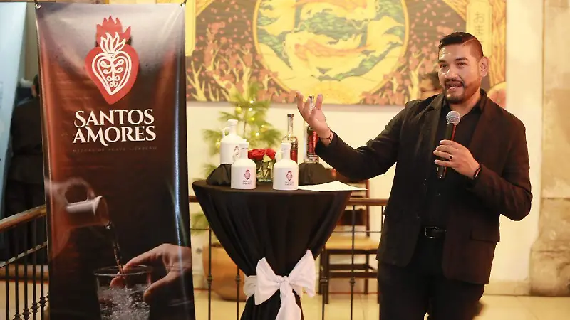 YouKay presenta el mezcal Santos Amores 